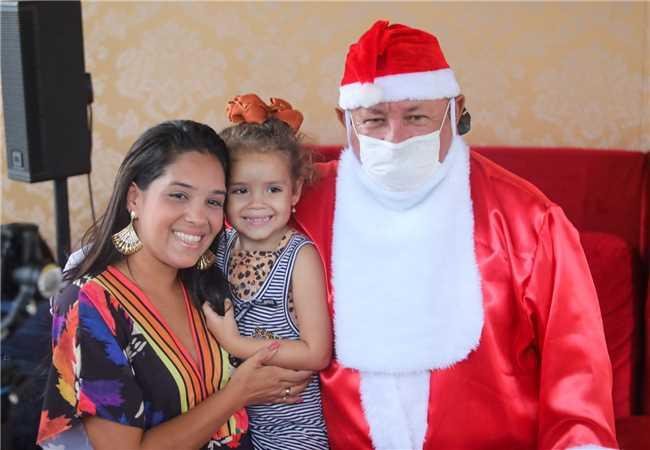 PREFEITO MÁRIO ALEXANDRE ENTREGA DECORAÇÃO DA 4ª EDIÇÃO DO NATAL ENCANTADO  PREFEITO MÁRIO ALEXANDRE ENTREGA DECORAÇÃO DA 4ª EDIÇÃO DO NATAL ENCANTADO