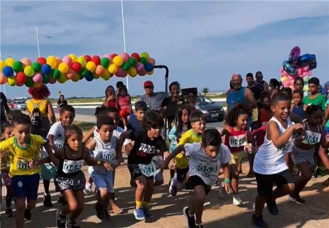 1ª CORRIDA DA PONTE REÚNE CERCA DE 700 ATLETAS E MOVIMENTA CALENDÁRIO ESPORTIVO DE ILHÉUS 