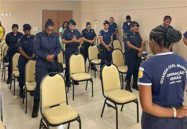 GUARDA MUNICIPAL DE ILHÉUS PROMOVE CAFÉ DA MANHÃ EM HOMENAGEM AO DIA INTERNACIONAL DA MULHER 