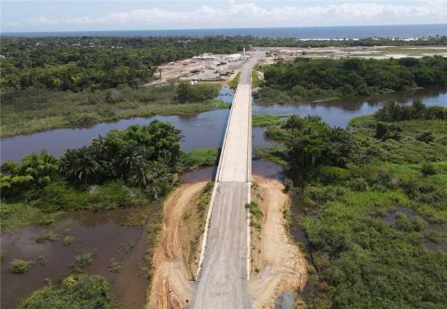 'CONSTRUCAO DA FIOL MARCA UM NOVO CICLO ECONÔMICO PARA ILHÉUS ', AFIRMA PREFEITO MÁRIO ALEXANDRE 