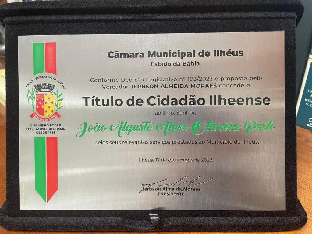 DESEMBARGADOR JOÃO AUGUSTO PINTO RECEBE TÍTULO DE CIDADÃO DE ILHÉUS