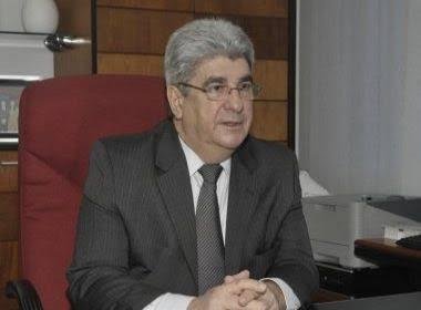 ALIOMAR BRITTO: CRAQUE NOS CAMPOS DE FUTEBOL E NA MAGISTRATURA 