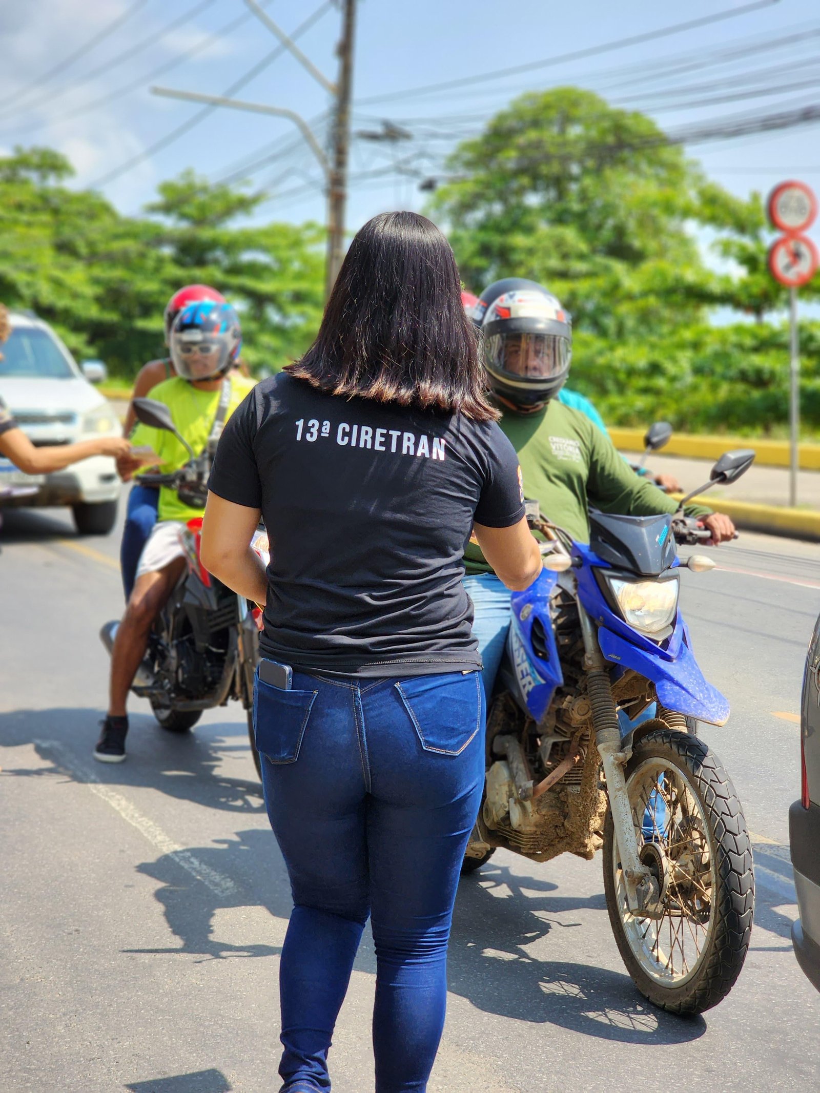 13ª CIRETRAN PROMOVE AÇÃO EDUCATIVA DE TRÂNSITO NO MALHADO 