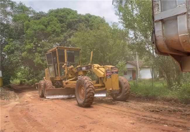  PREFEITURA DE ILHÉUS INTENSIFICA MANUTENÇÃO DAS ESTRADAS VICINAIS; CONFIRA LOCALIDADES