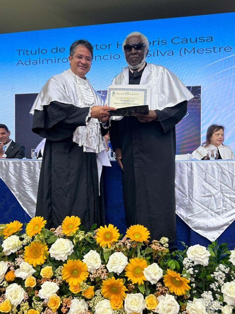 UESC COMEMORA 50 ANOS DE CAMPUS EM SOLENIDADE