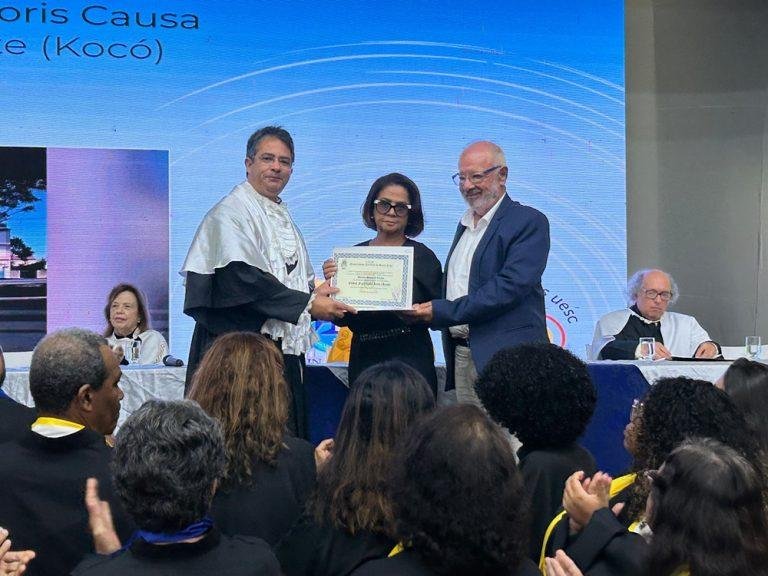 UESC COMEMORA 50 ANOS DE CAMPUS EM SOLENIDADE