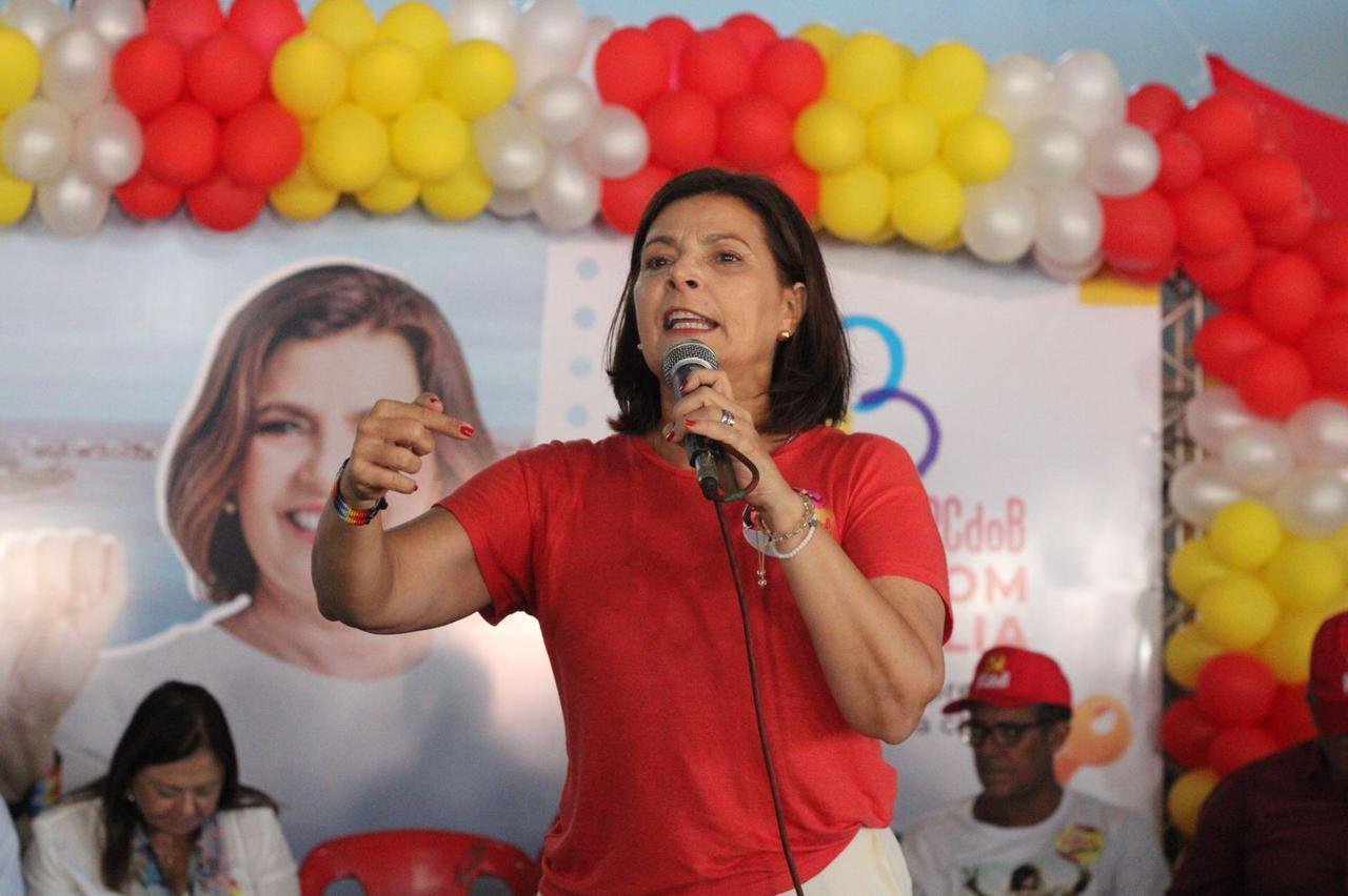 PCDOB CELEBRA APOIO À ADÉLIA NESTE SÁBADO (08)