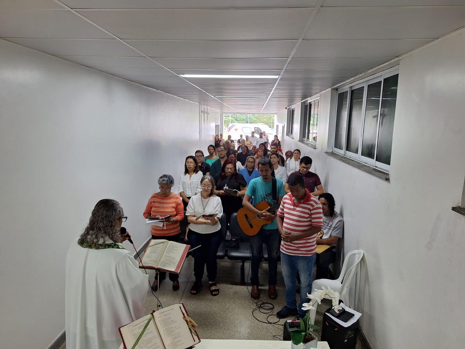 HOSPITAL REGIONAL COSTA DO CACAU PROMOVE MISSA CATÓLICA E CULTO EVANGÉLICO; AÇÕES INTER-RELIGIOSAS DEVEM OCORRER NA UNIDADE 