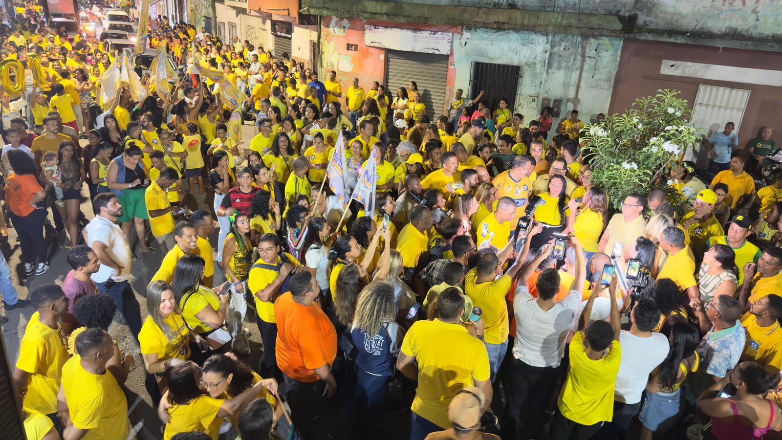 BENTO LIMA REALIZA CAMINHADA RM ILHÉUS