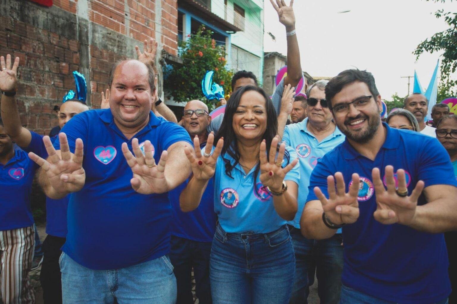 VALDERICO JÚNIOR E WANESSA GEDEON LANÇAM CAMPANHA COM CAMINHADA EM ILHÉUS