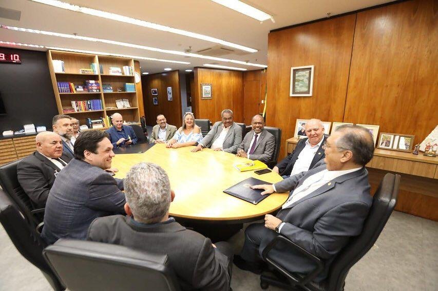 EM BRASÍLIA, BEBETO GALVÃO SE REÚNE COM MINISTRO FLÁVIO DINO E PRESIDENTE DA FORÇA SINDICAL NACIONAL