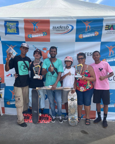 SKATISTAS ILHEENSES BRILHAM NA 4ª ETAPA DO CIRCUITO BAIANO DE SKATE E SE CLASSIFICAM PARA O CAMPEONATO BRASILEIRO SKATISTAS ILHEENSES BRILHAM NA 4ª ETAPA DO CIRCUITO BAIANO DE SKATE E SE CLASSIFICAM PARA O CAMPEONATO BRASILEIRO