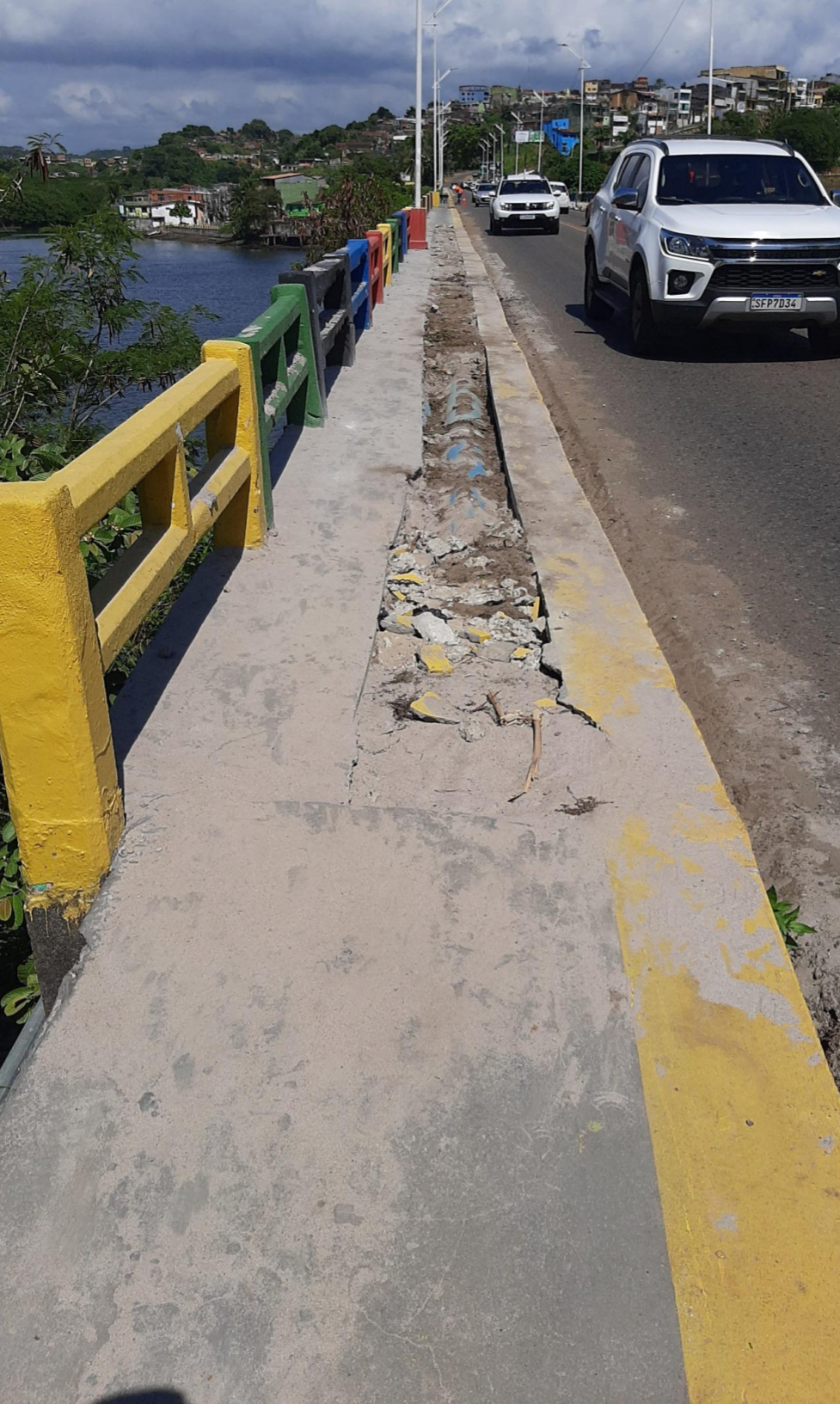 ILHÉUS, A TERRA QUE NEM O DONATÁRIO QUIS SABER. AQUI MANDA QUEM PODE E OBEDECE QUEM TEM JUÍZO. PREFEITURA, EMBASA E COELBA NINGUÉM SABE QUAL É A PIOR