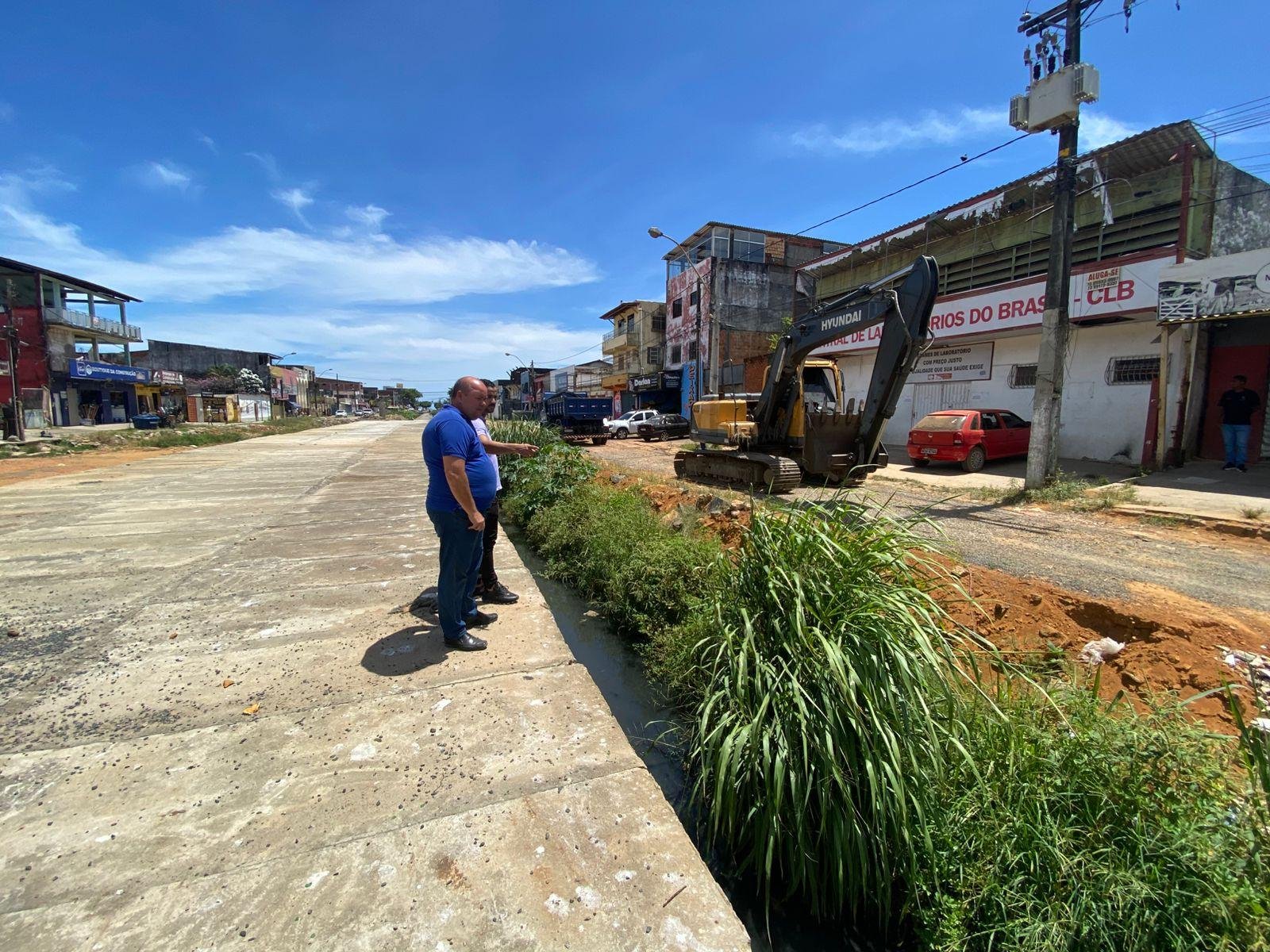 PREFEITURA DE ILHÉUS REALIZA MUTIRÃO DE LIMPEZA NESTA QUINTA-FEIRA (02)