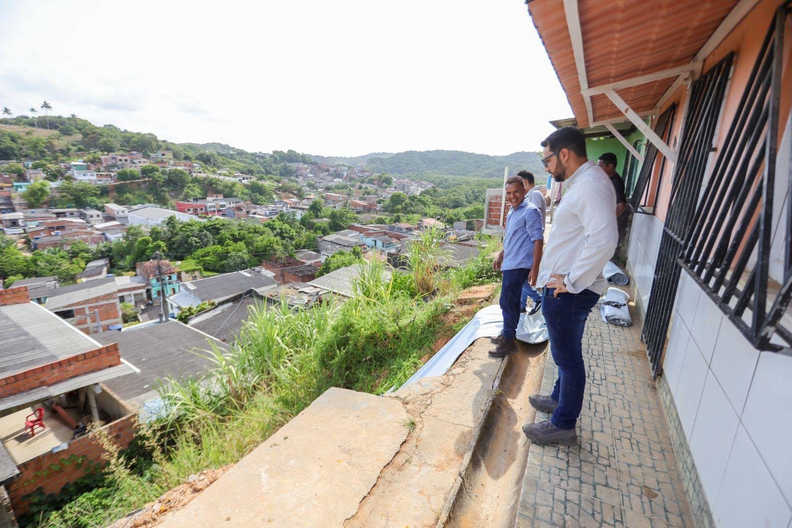 DEFESA CIVIL DE ILHÉUS ALERTA PARA CHUVAS INTENSAS E INICIA AÇÕES PREVENTIVAS