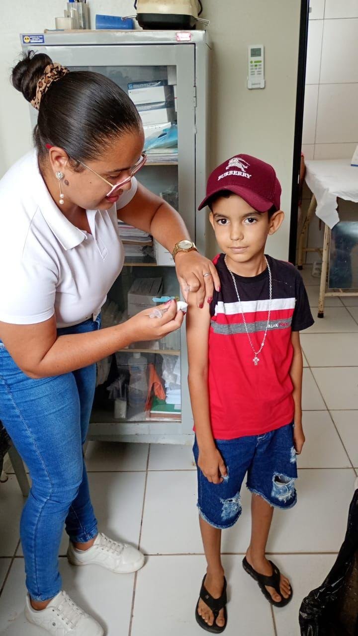 VACINAÇÃO ITINERANTE CHEGA AO DISTRITO DE INEMA PARA AMPLIAR COBERTURA VACINAL EM ILHÉUS
