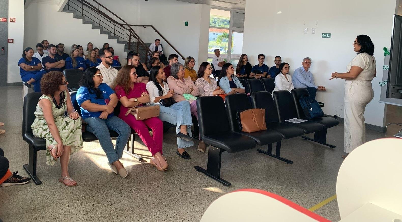 HOSPITAL REGIONAL COSTA DO CACAU SEDIOU ENCONTRO SOBRE ATUALIZAÇÃO NO PROCESSO DOAÇÃO E TRANSPLANTE HOSPITAL REGIONAL COSTA DO CACAU SEDIOU ENCONTRO SOBRE ATUALIZAÇÃO NO PROCESSO DOAÇÃO E TRANSPLANTE