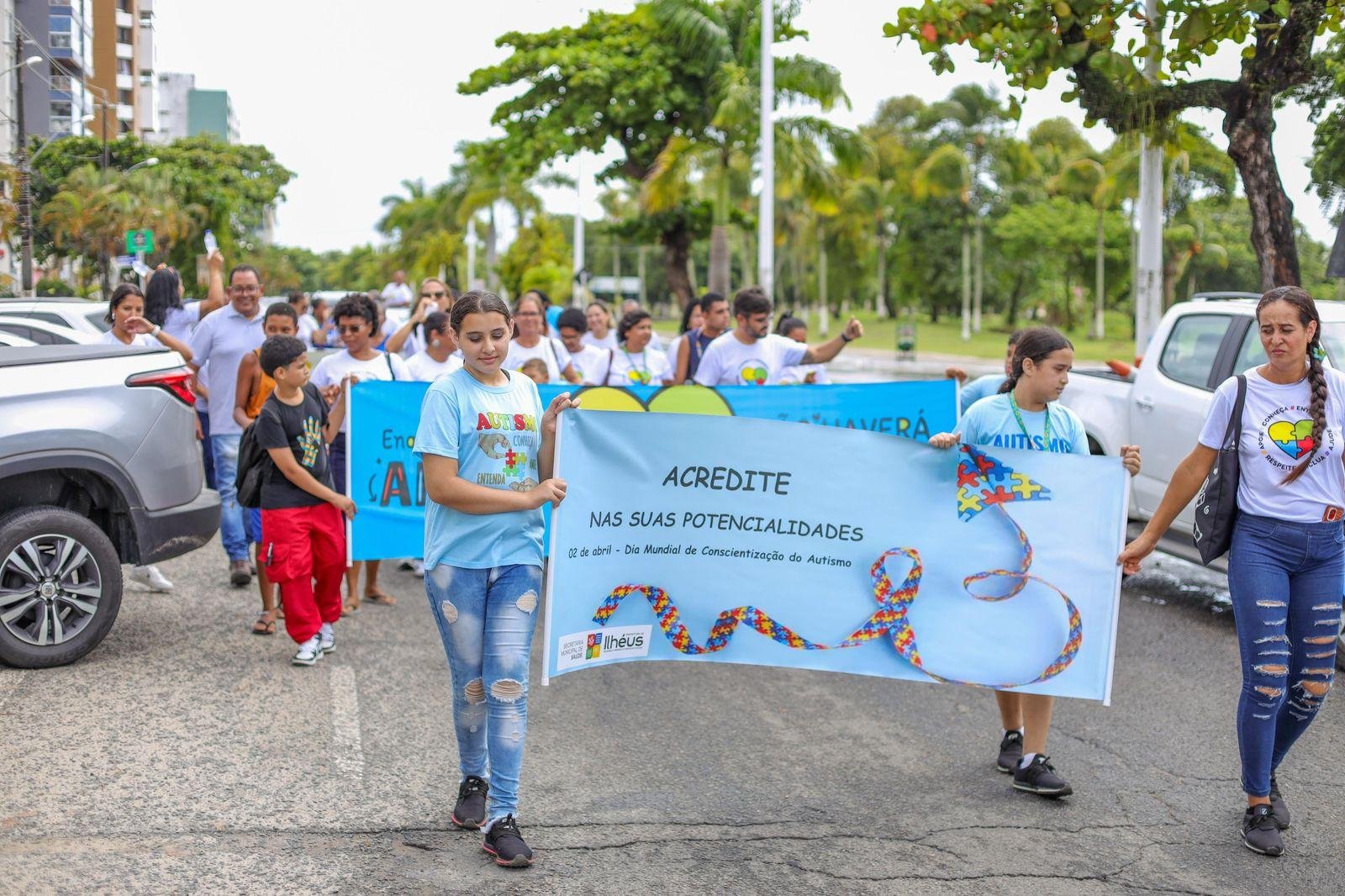 CAMINHADA EM ILHÉUS MARCA DIA MUNDIAL DE CONSCIENTIZAÇÃO DO AUTISMO CAMINHADA EM ILHÉUS MARCA DIA MUNDIAL DE CONSCIENTIZAÇÃO DO AUTISMO