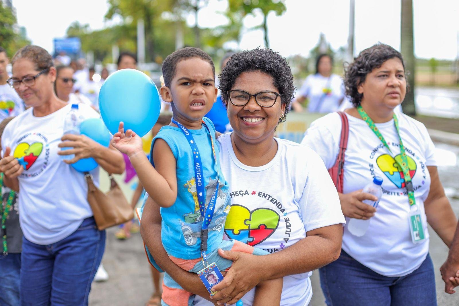 CAMINHADA EM ILHÉUS MARCA DIA MUNDIAL DE CONSCIENTIZAÇÃO DO AUTISMO CAMINHADA EM ILHÉUS MARCA DIA MUNDIAL DE CONSCIENTIZAÇÃO DO AUTISMO