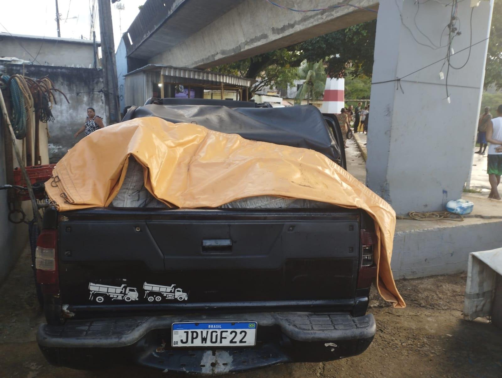 CIPPA APREENDE 450 QUILOS DE LAGOSTA PESCADOS ILEGALMENTE EM ILHÉUS
