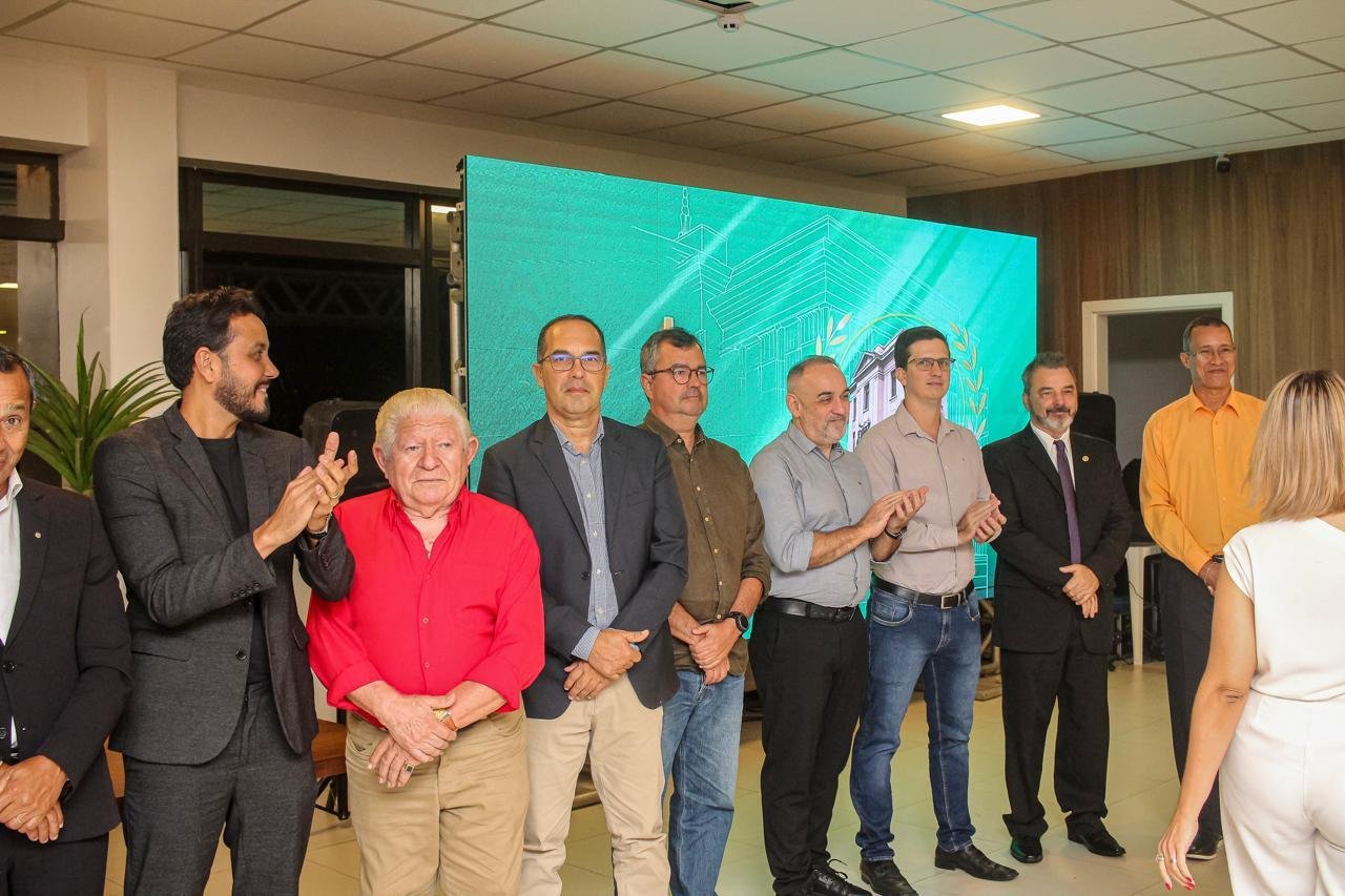 ACII RENOVA COMPROMISSO COM ILHÉUS EM SOLENIDADE DE POSSE DA NOVA DIRETORIA PARA 2025-2027