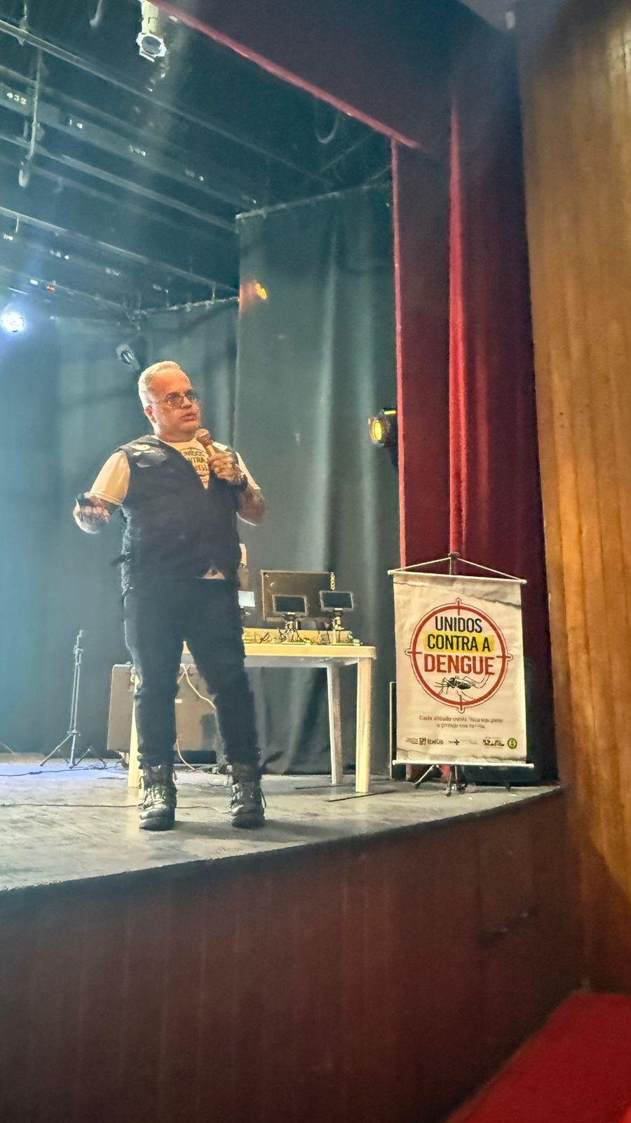 ILHÉUS RECEBE O PROJETO UNIDOS CONTRA A DENGUE COM TECNOLOGIAS INOVADORAS NO COMBATE AO AEDES AEGYPTI ILHÉUS RECEBE O PROJETO UNIDOS CONTRA A DENGUE COM TECNOLOGIAS INOVADORAS NO COMBATE AO AEDES AEGYPTI