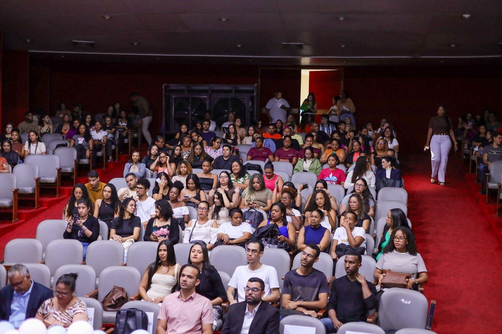 DIA DO ESTAGIÁRIO É CELEBRADO EM ILHÉUS COM PALESTRAS E NOVOS PROJETOS