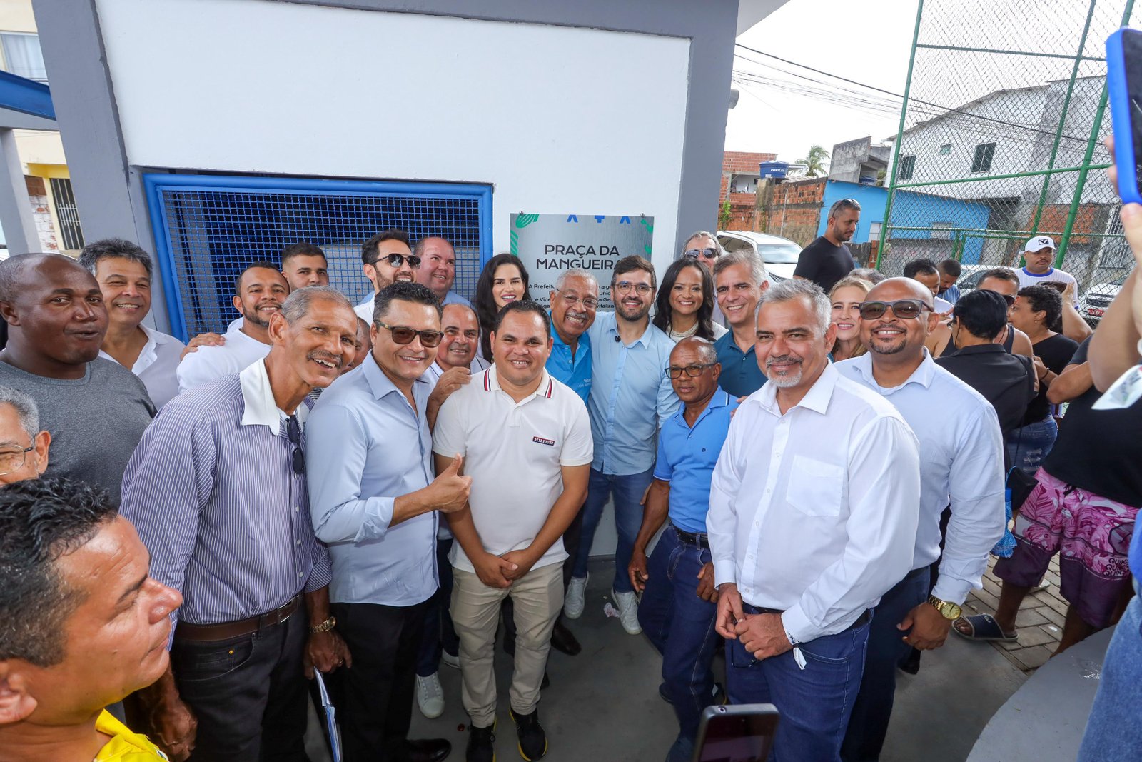 PRAÇA DA MANGUEIRA É REVITALIZADA NO BAIRRO NELSON COSTA EM ILHÉUS