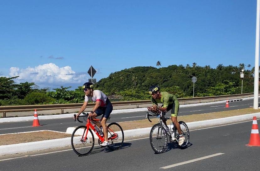 TRIATHLON EM ILHÉUS REÚNE ATLETAS DE ALTO NÍVEL E CELEBRA O ESPORTE NA CIDADE