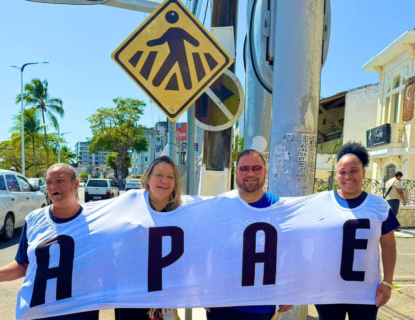 ILHÉUS REALIZA A PRIMEIRA BLITZ SOLIDÁRIA “NO TRÂNSITO, ESCOLHA A VIDA”