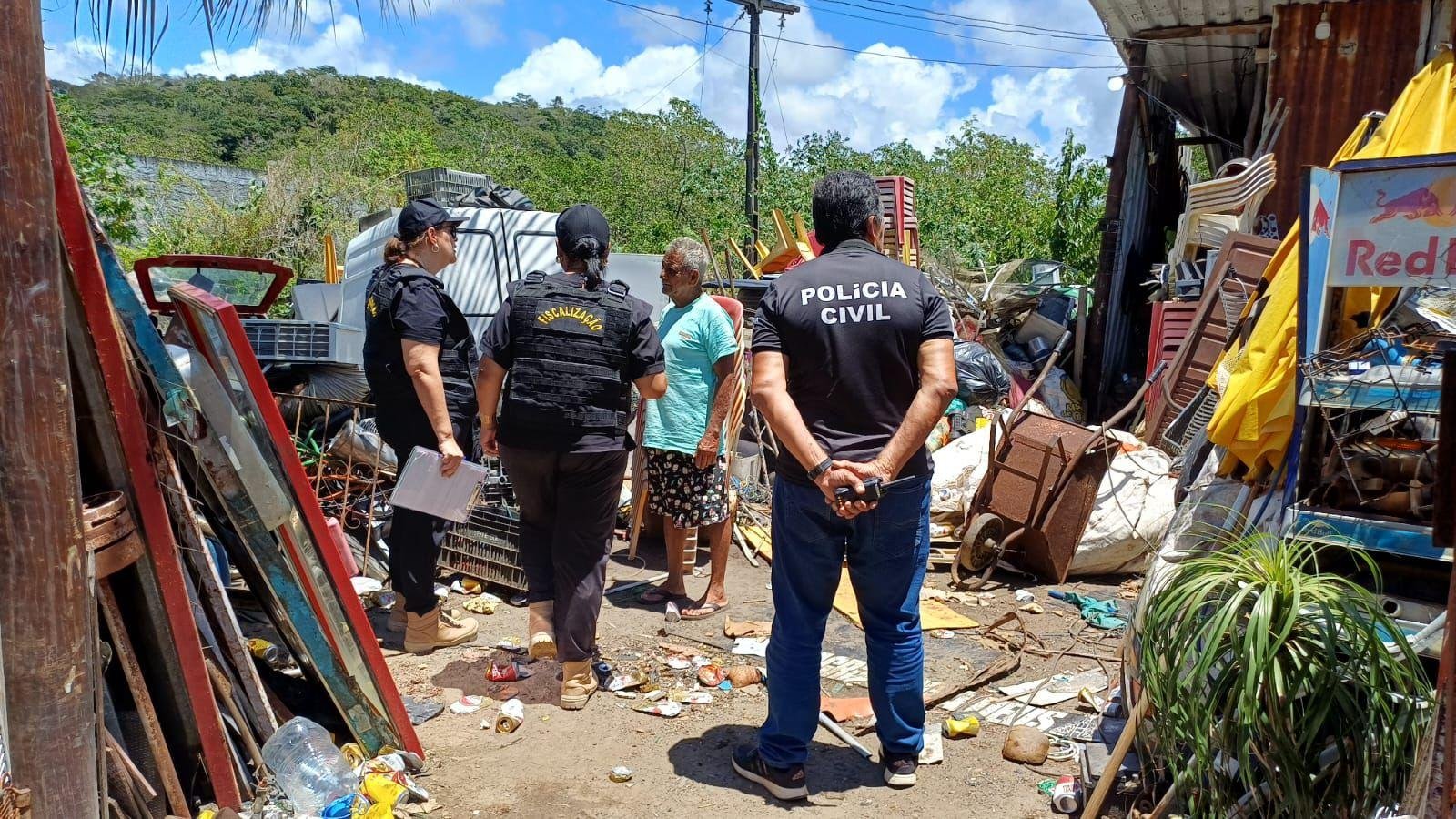 OPERAÇÃO PREVENTIVA É REALIZADA EM FERROS-VELHOS PARA COIBIR RECEPTAÇÃO DE PRODUTOS DE FURTO EM ILHÉUS OPERAÇÃO PREVENTIVA É REALIZADA EM FERROS-VELHOS PARA COIBIR RECEPTAÇÃO DE PRODUTOS DE FURTO EM ILHÉUS