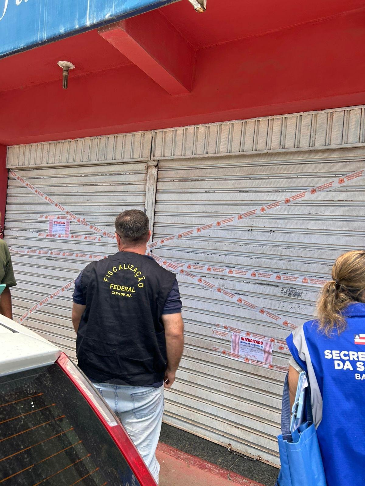 MEGA OPERAÇÃO FISCALIZA FARMÁCIAS CLANDESTINAS E IRREGULARES E APREENDE QUASE 5 MIL MEDICAMENTOS EM ILHÉUS