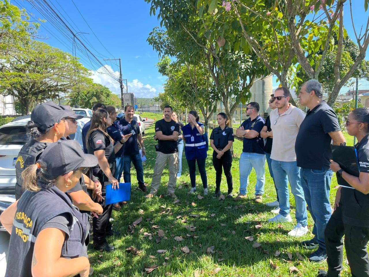 MEGA OPERAÇÃO FISCALIZA FARMÁCIAS CLANDESTINAS E IRREGULARES E APREENDE QUASE 5 MIL MEDICAMENTOS EM ILHÉUS