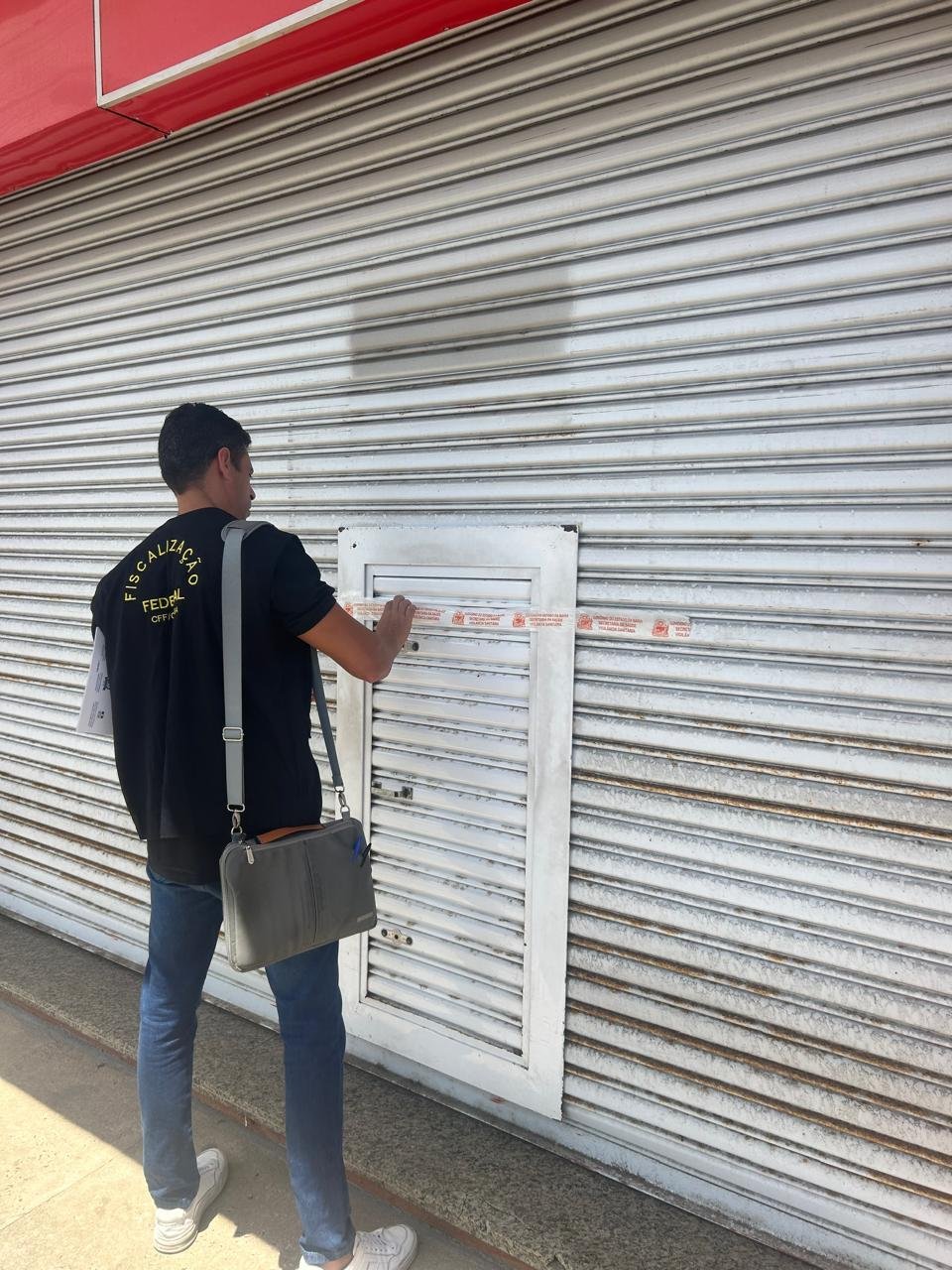 MEGA OPERAÇÃO FISCALIZA FARMÁCIAS CLANDESTINAS E IRREGULARES E APREENDE QUASE 5 MIL MEDICAMENTOS EM ILHÉUS