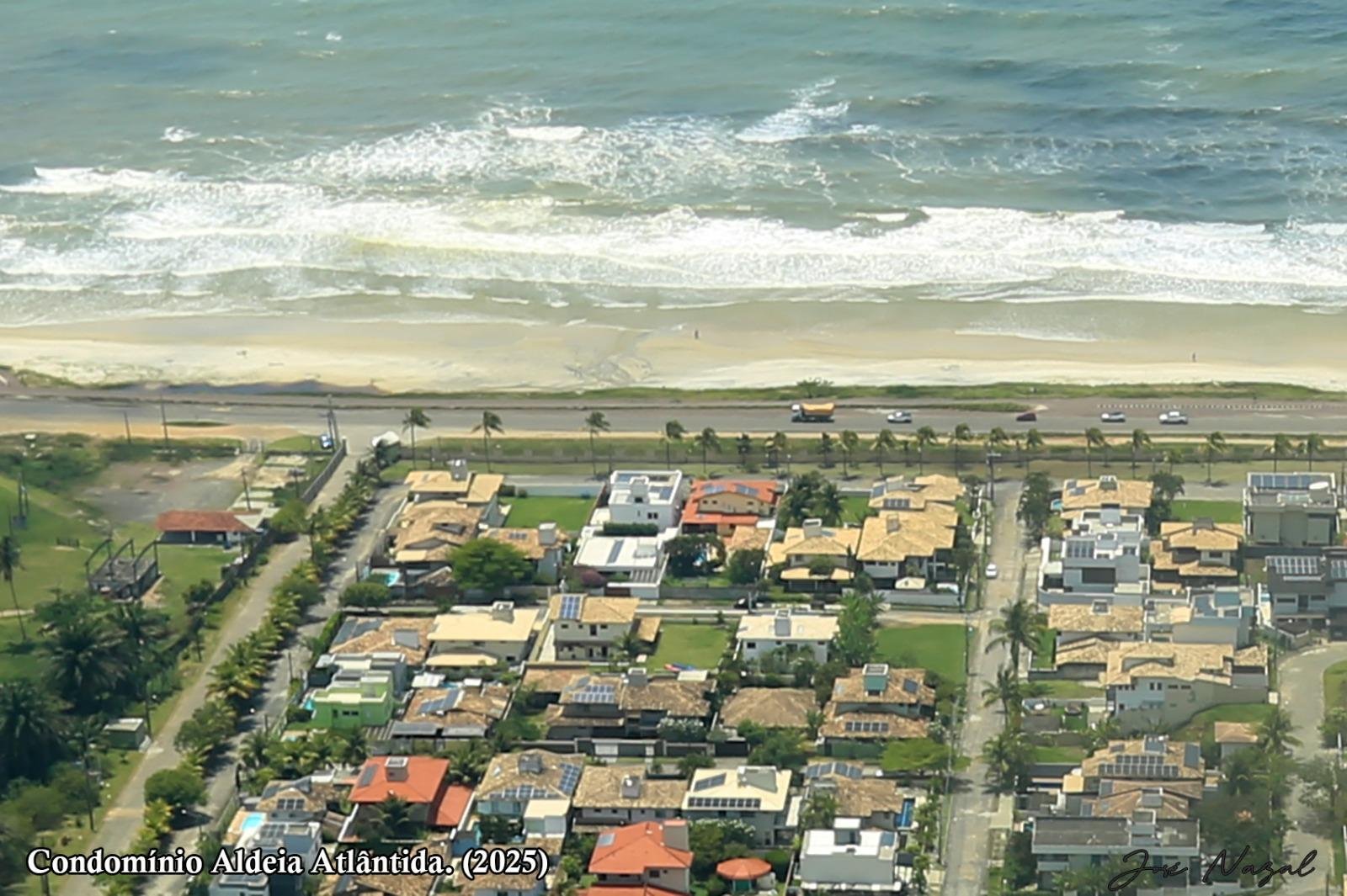 JOSÉ NAZAL DESTACA MUDANÇAS URBANAS NA ZONA SUL DE ILHÉUS EM REGISTROS AÉREOS DE 2002