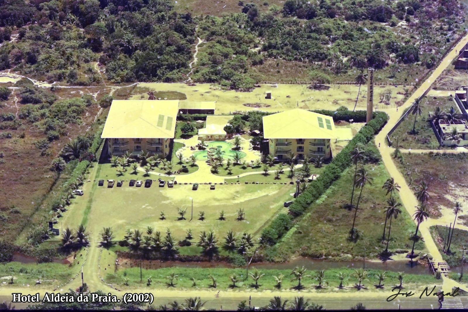 JOSÉ NAZAL DESTACA MUDANÇAS URBANAS NA ZONA SUL DE ILHÉUS EM REGISTROS AÉREOS DE 2002