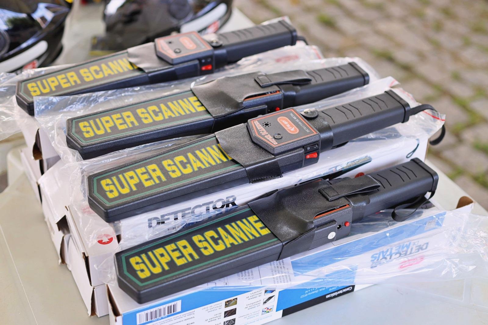 GUARDA CIVIL MUNICIPAL DE ILHÉUS RECEBE COLETES, MOTOS E NOVA VIATURA EM CERIMÔNIA DOS 45 ANOS