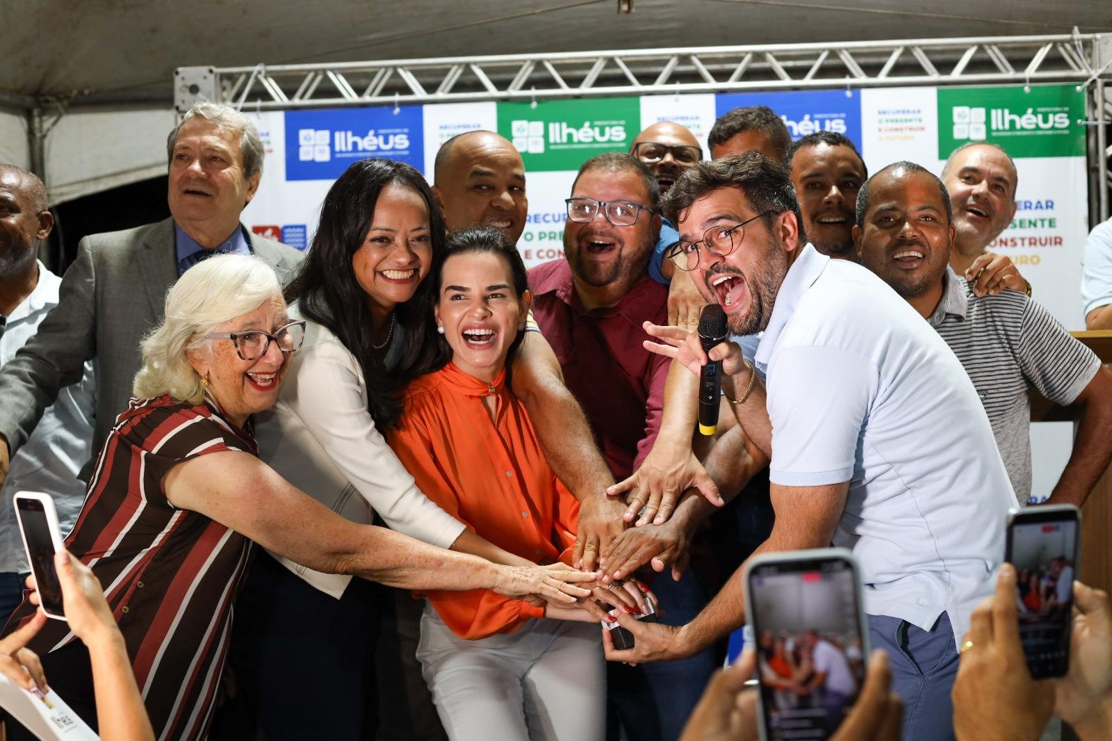 NOVA ILUMINAÇÃO DA PONTE JORGE AMADO É INAUGURADA