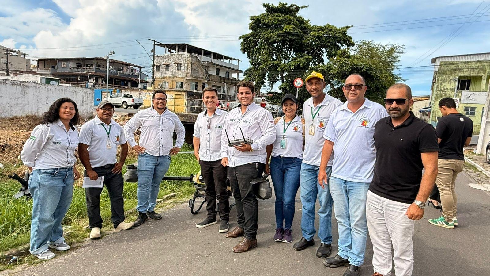 ILHÉUS TESTA DRONE COM INSETICIDA E LARVICIDA PARA REDUZIR MURIÇOCAS NO MALHADO
