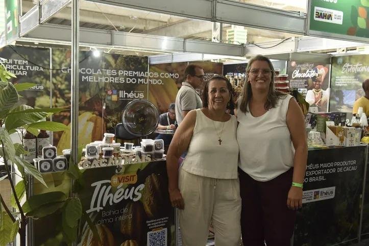 LICOR DE ILHÉUS FEITO À MÃO CONQUISTA VISITANTES NA FENAGRO