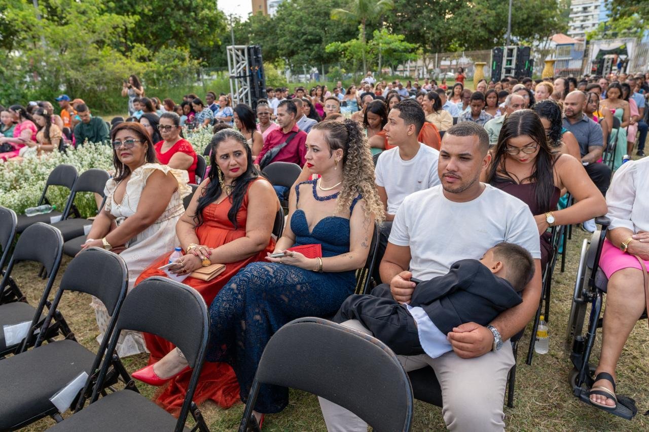 ILHÉUS CELEBRA A UNIÃO DE 35 CASAIS EM CASAMENTO COMUNITÁRIO