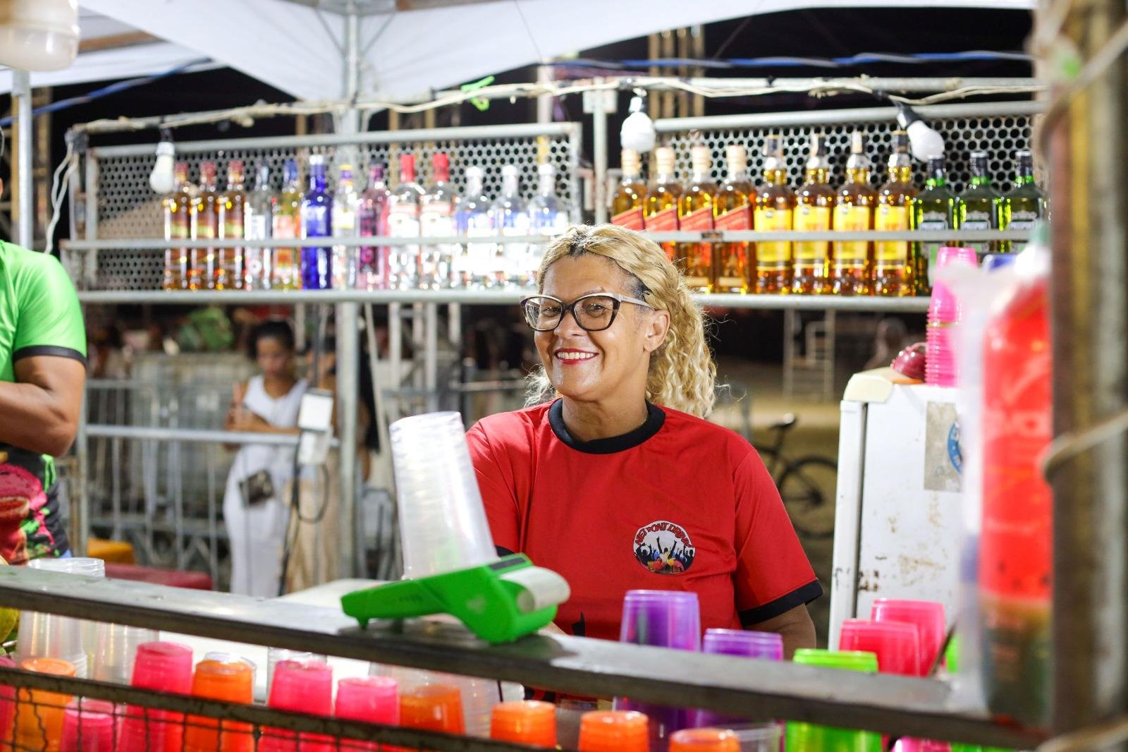 BALANÇO DA VIRADA ILHÉUS 2026: EVENTO REÚNE MILHARES DE PESSOAS E IMPACTA DIVERSOS SETORES DA ECONOMIA 