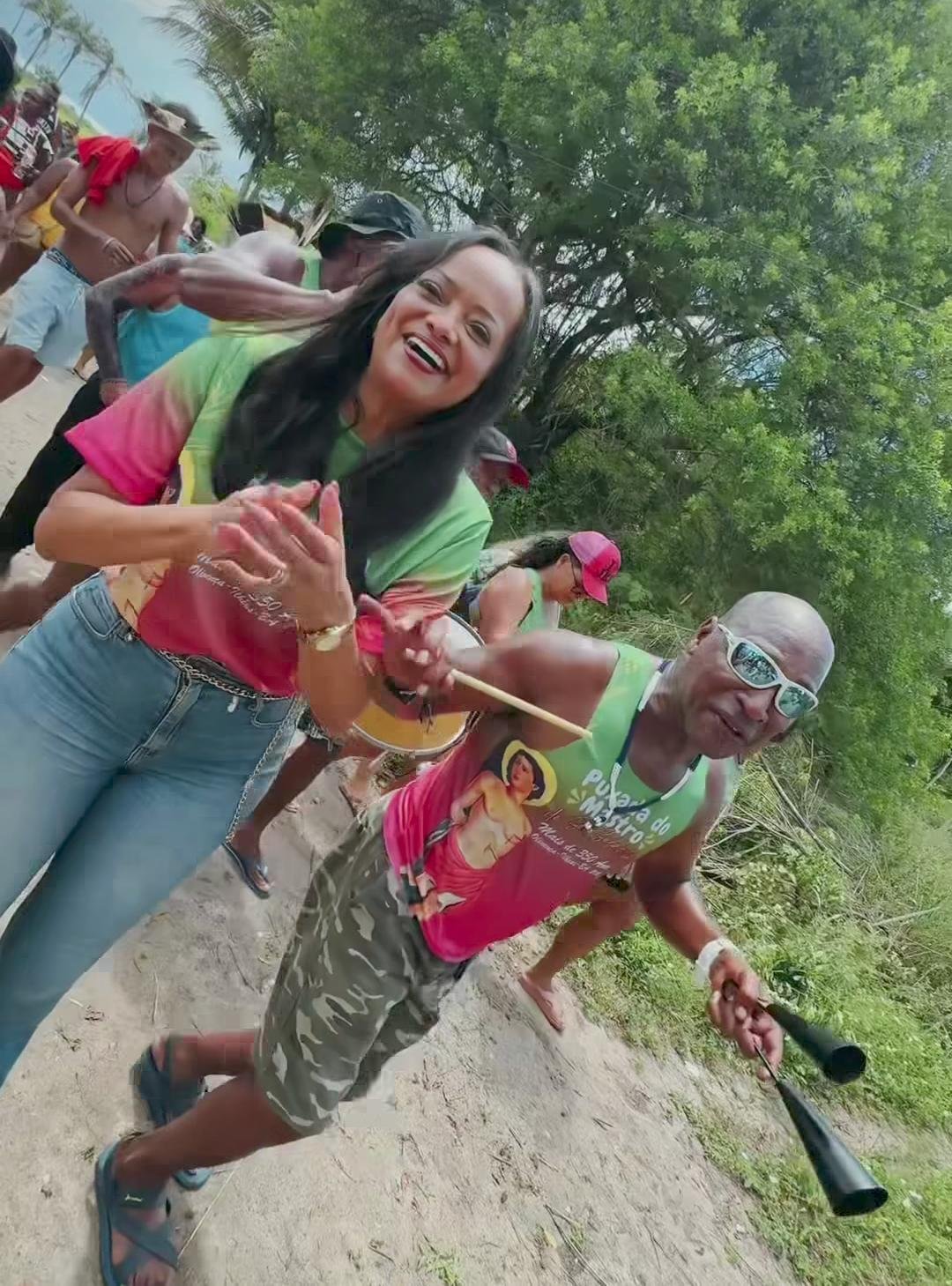 POLÍTICOS MARCAM PRESENÇA NA PUXADA DO MASTRO DE SÃO SEBASTIÃO EM OLIVENÇA E AMPLIAM OLHAR PARA 2026