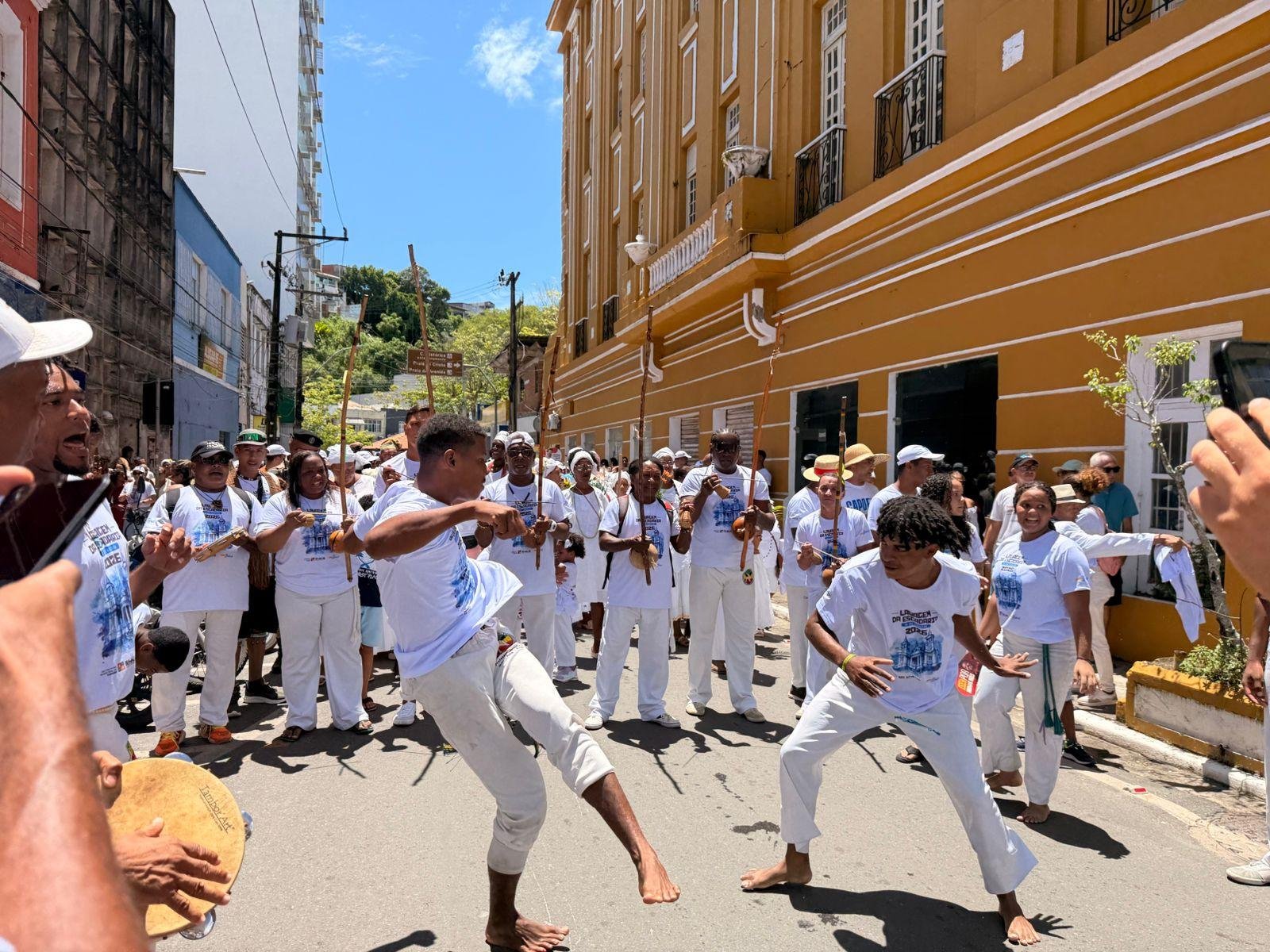LAVAGEM DAS ESCADARIAS DE SÃO SEBASTIÃO 2026 REÚNE FÉ, TRADIÇÃO E GRANDE PARTICIPAÇÃO POPULAR 