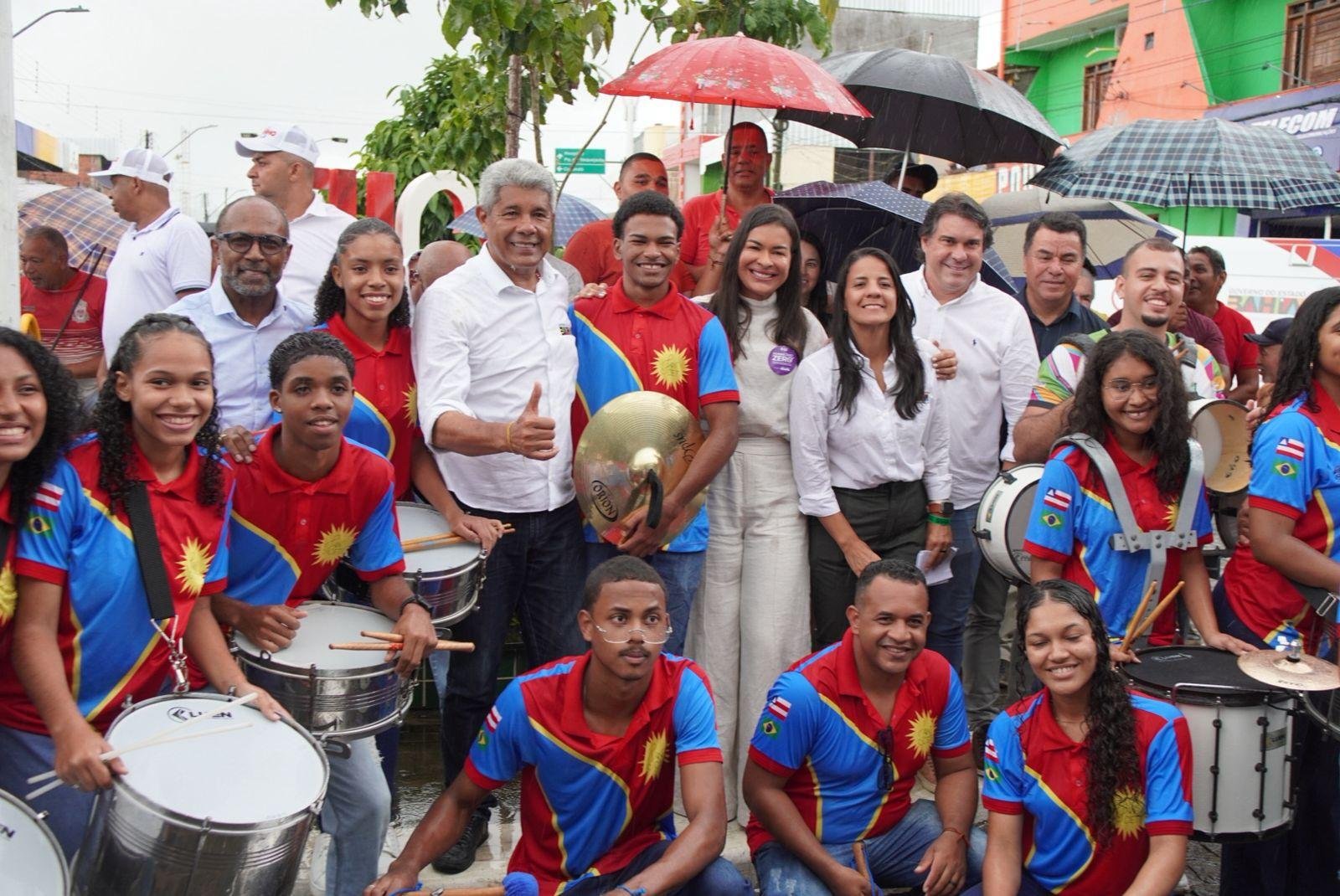 BEBETO ACOMPANHA GOVERNADOR JERÔNIMO EM ITAPITANGA E DESTACA CONQUISTAS PARA O MUNICÍPIO