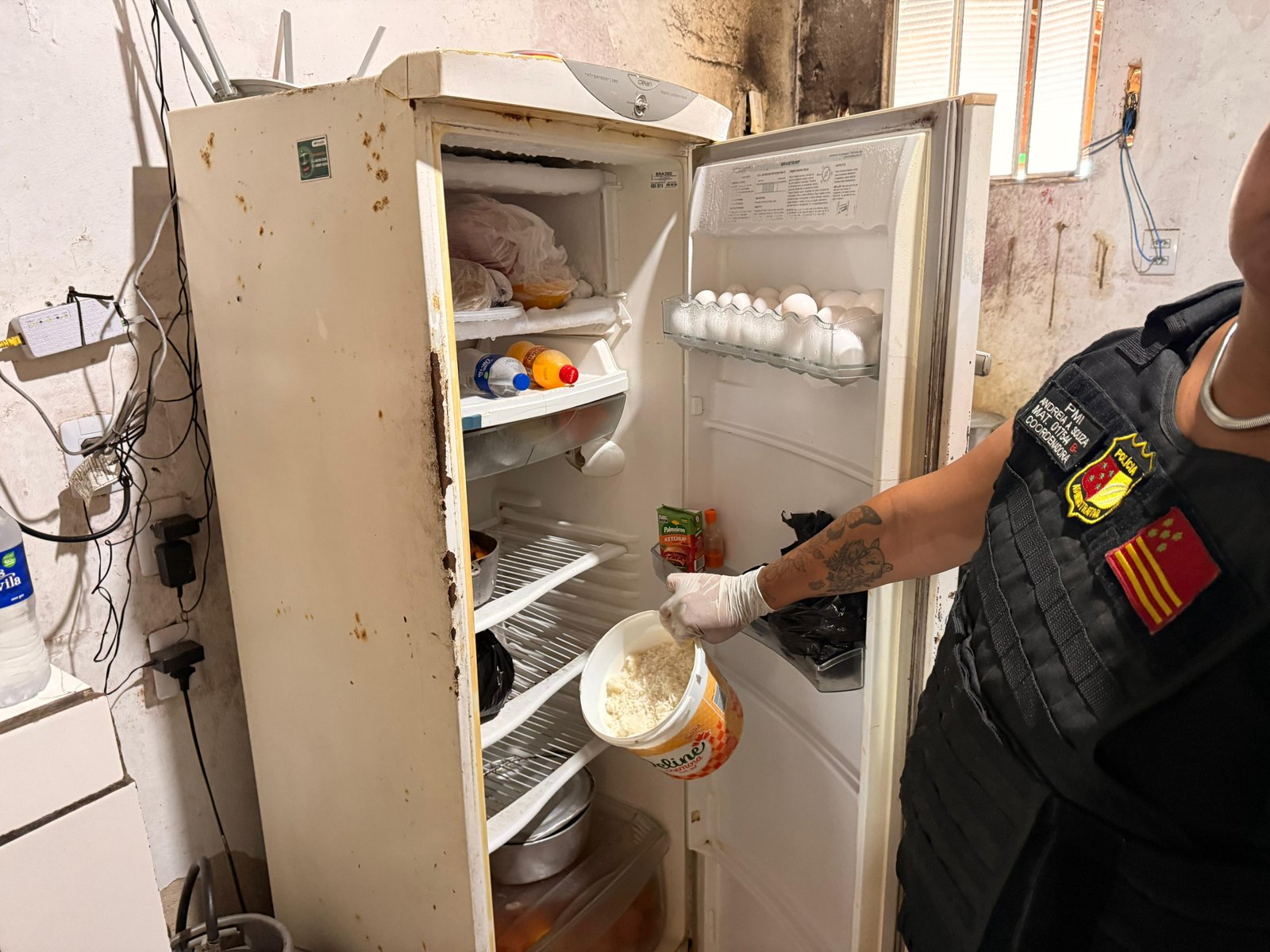 FISCALIZAÇÃO IDENTIFICA IRREGULARIDADES EM BARRACA DE PRAIA NO CURURUPE APÓS DENÚNCIA DE CONSUMIDORES