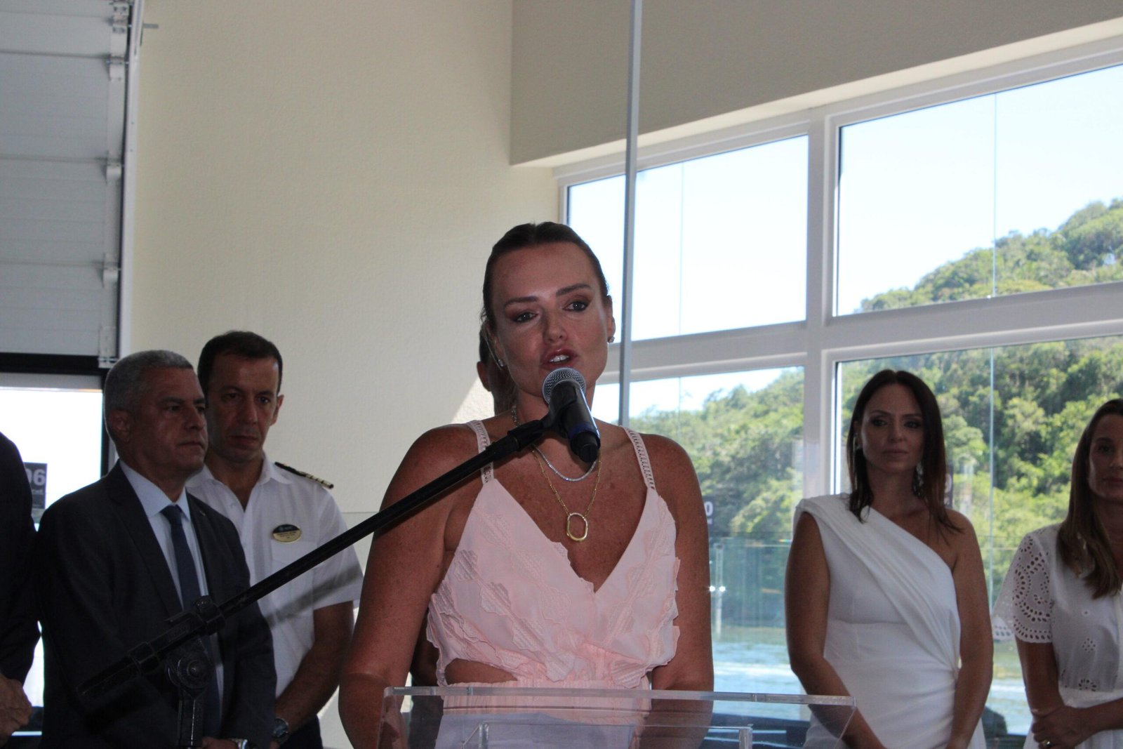 MSC INICIA EMBARQUES E DESEMBARQUES EM BALNEÁRIO CAMBORIÚ COM EVENTO NO PREZIOSA