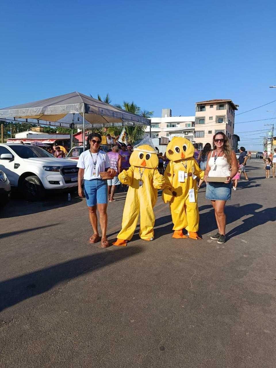 CTA REALIZA AÇÃO EDUCATIVA E DISTRIBUI PRESERVATIVOS DURANTE O CARNAVAL DE ILHÉUS NO PONTAL