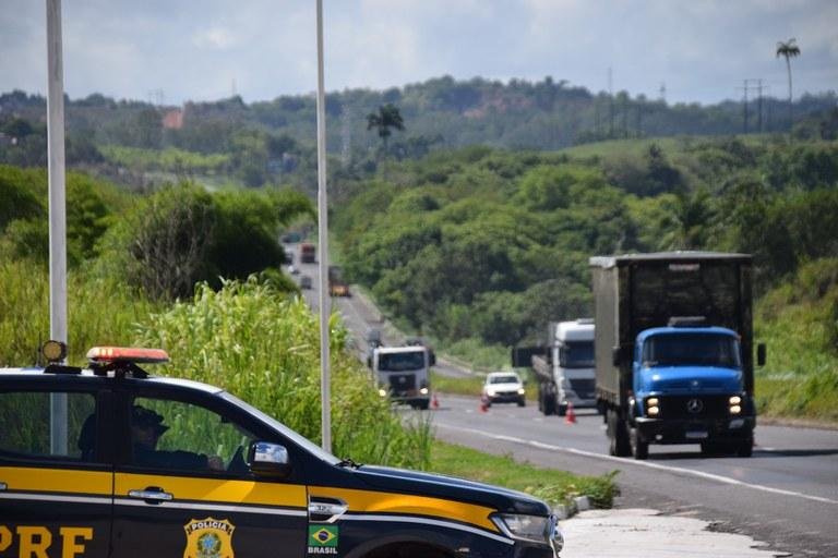 OPERAÇÃO CARNAVAL 2026 TERMINA COM 64 ACIDENTES, 8 MORTES E ALTA NO NÚMERO DE INFRAÇÕES NA BAHIA OPERAÇÃO CARNAVAL 2026 TERMINA COM 64 ACIDENTES, 8 MORTES E ALTA NO NÚMERO DE INFRAÇÕES NA BAHIA