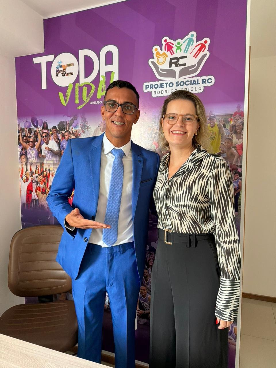 CÂMARA DE LAURO DE FREITAS DÁ POSSE A TRÊS NOVOS VEREADORES APÓS CASSAÇÃO POR FRAUDE À COTA DE GÊNERO